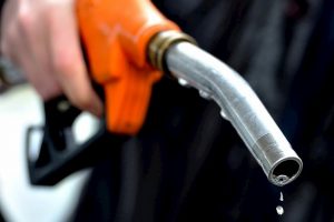 Các mẹo nhỏ góp phần tiết kiệm nhiên liệu cho xe